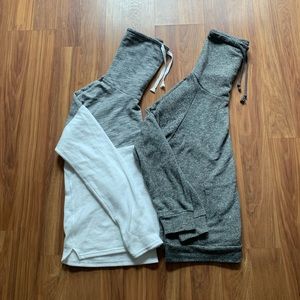 2️⃣Bundle of two cowl neck sweatshirts2️⃣
